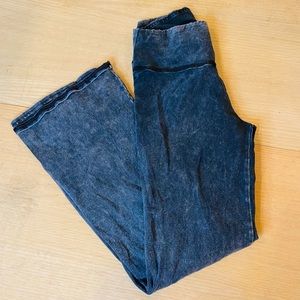 Aerie Gray Flare Yoga Pants